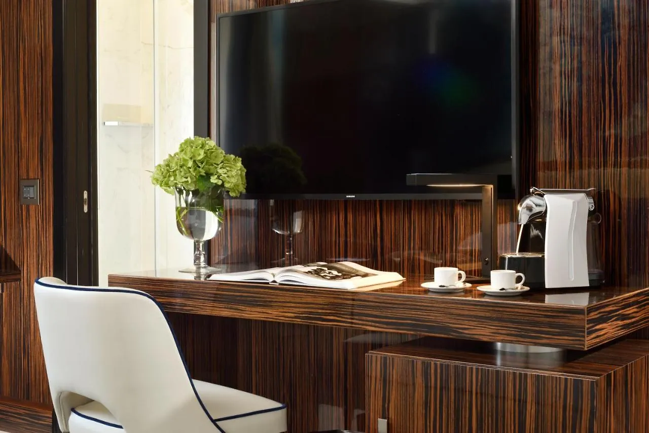 Le Boutique Hotel Rome 4*,  Italy